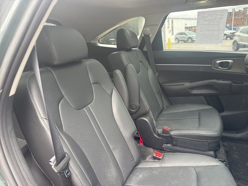 Used 2023 Kia Sorento X-Line EX image 8