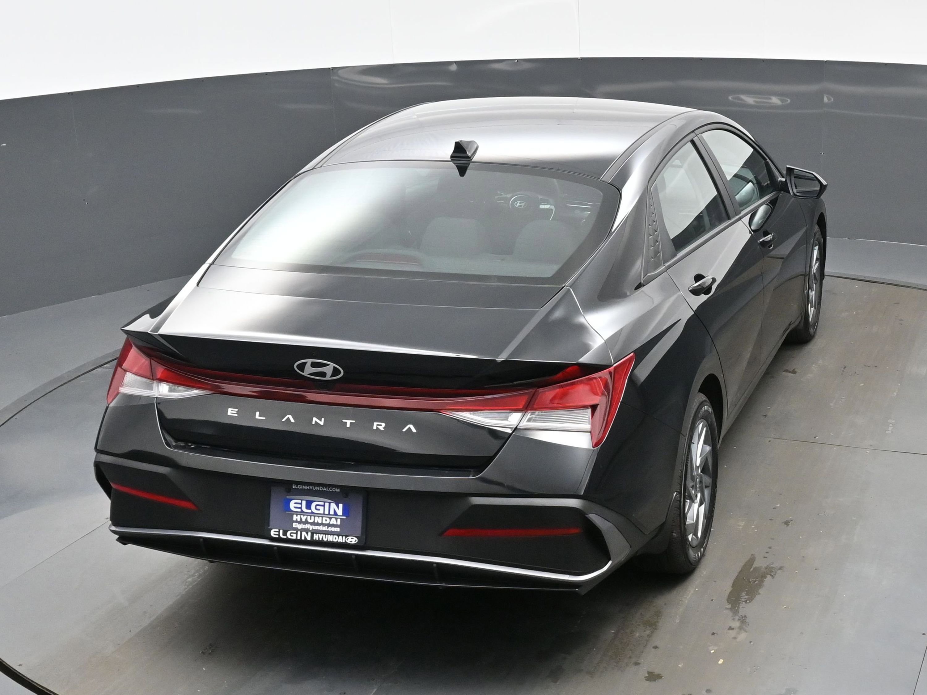 Used 2024 Hyundai Elantra SEL image 34