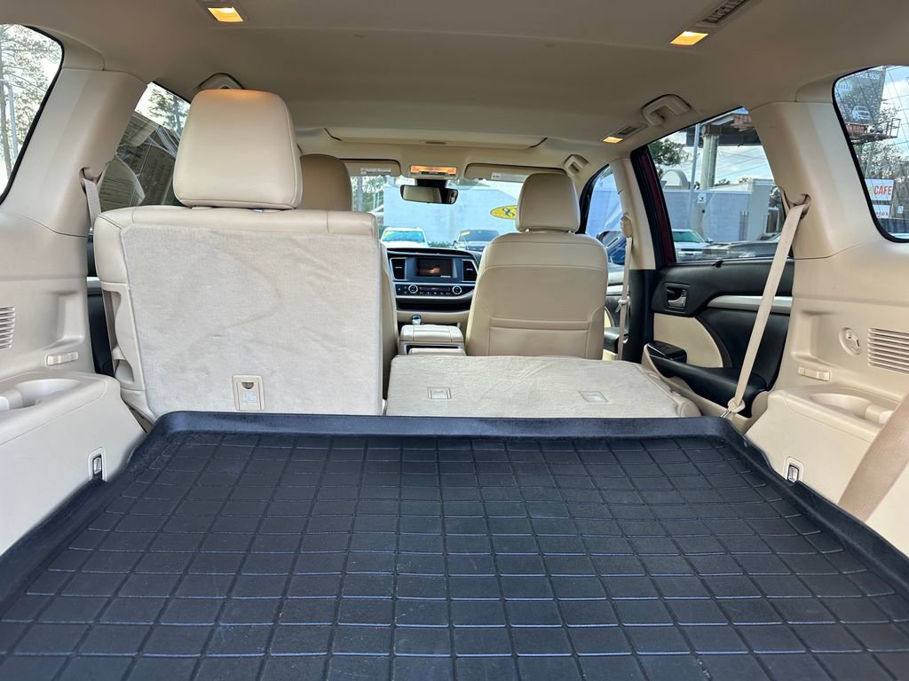 Used 2018 Toyota Highlander XLE image 49