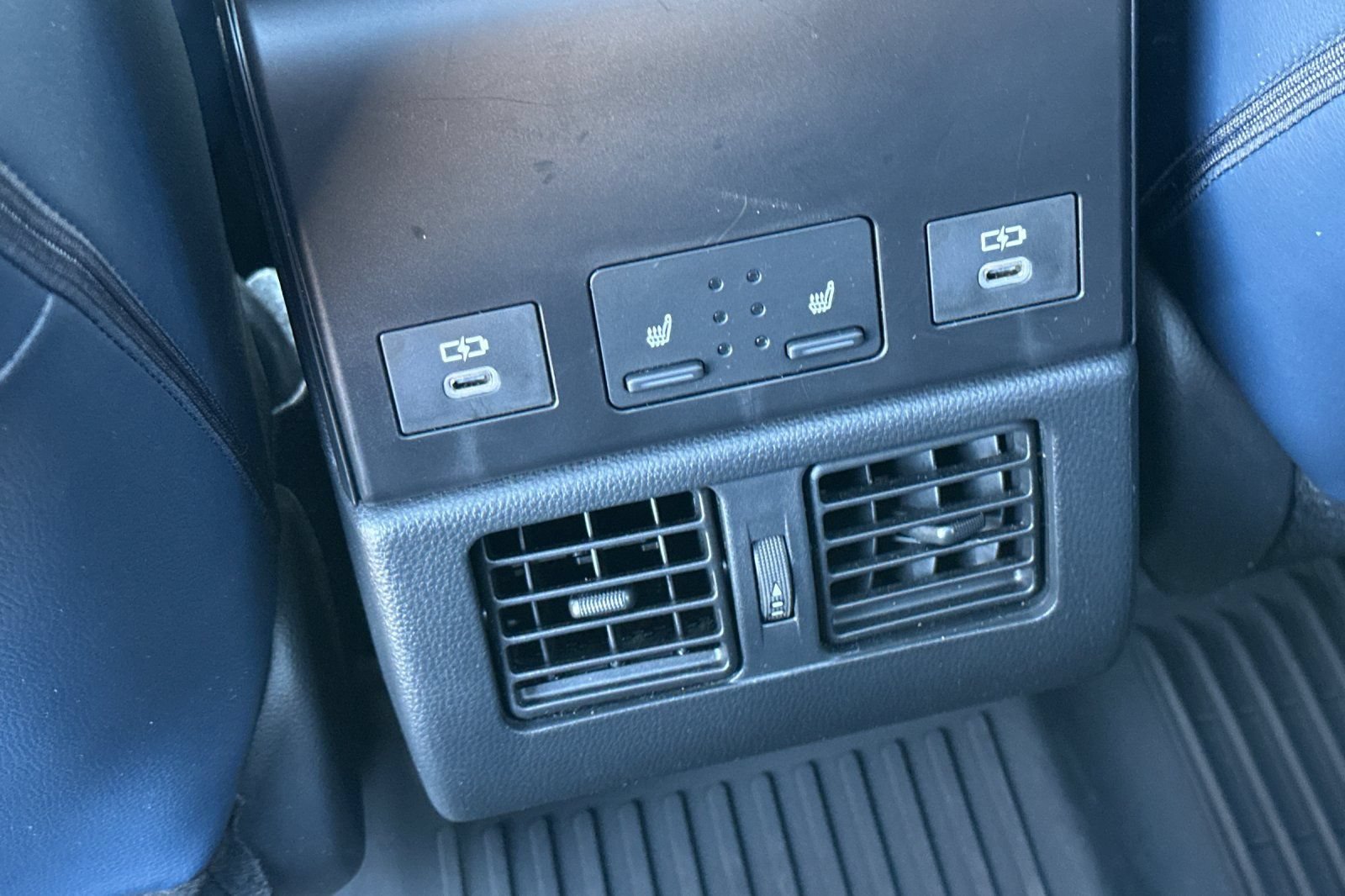 Used 2023 Subaru Solterra AWD image 13