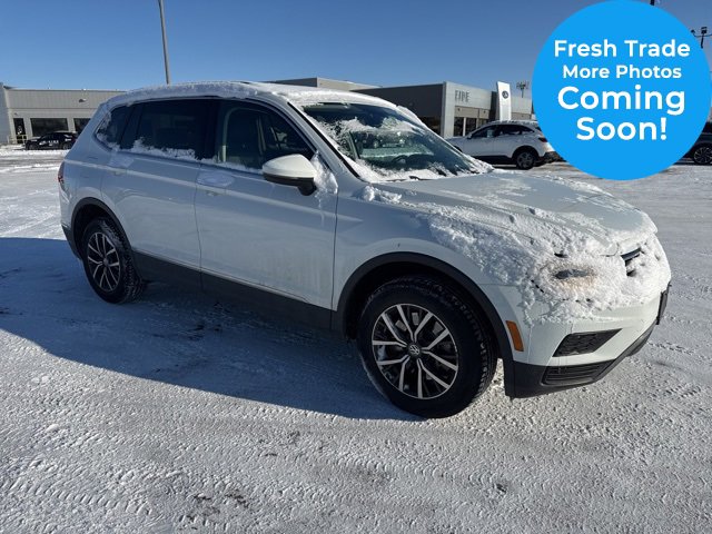 Used 2020 Volkswagen Tiguan SE w/ Panoramic Sunroof Package