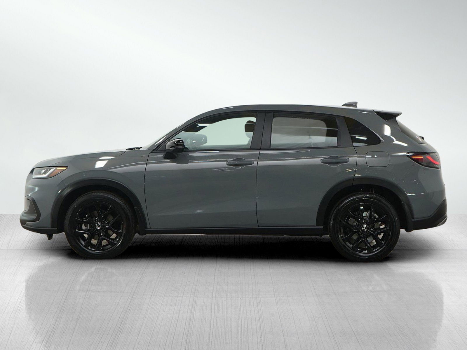 Used 2024 Honda HR-V Sport image 2