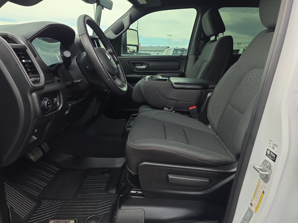 Used 2025 RAM 1500 Tradesman AWD/4WD image 18