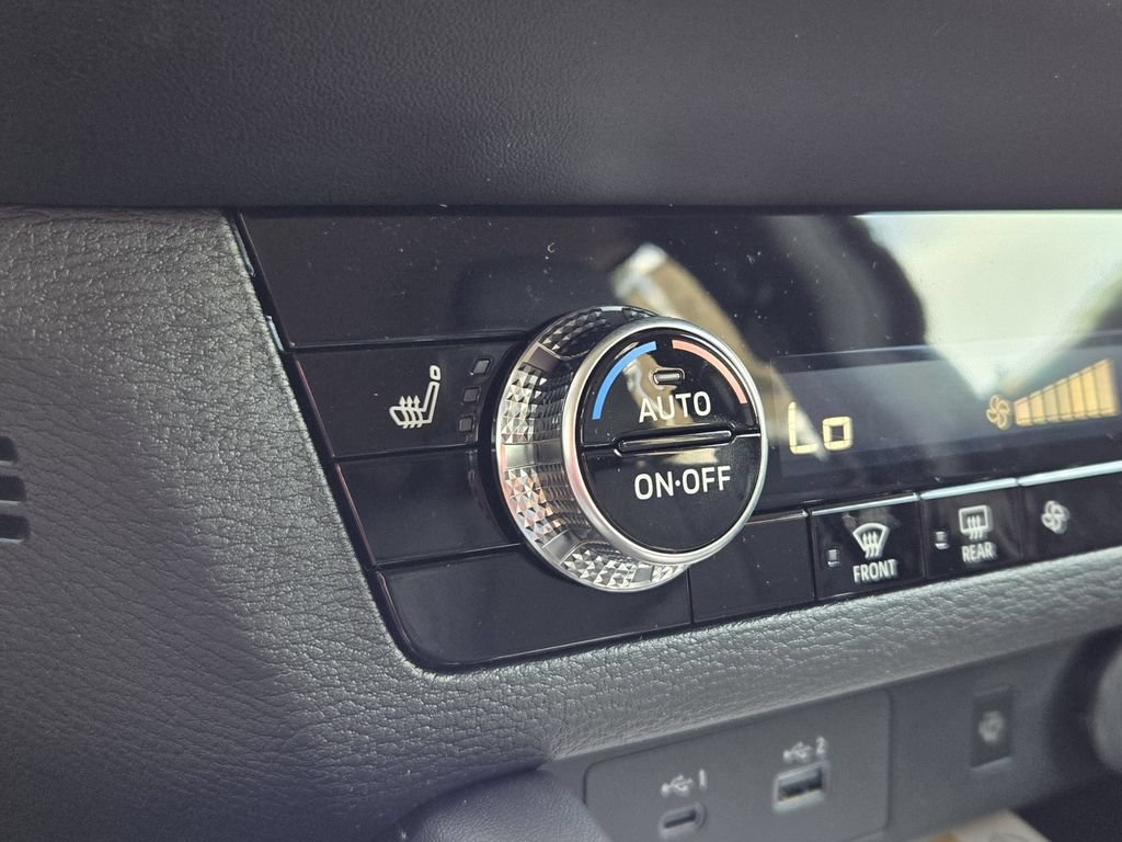New 2026 Nissan Rogue SL AWD/4WD image 17
