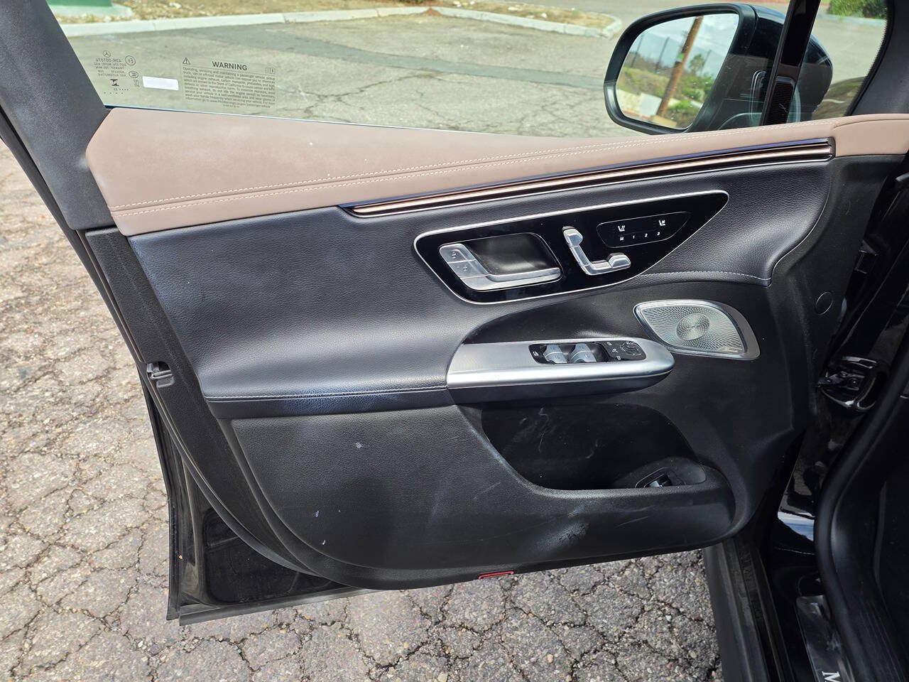 Used 2023 Mercedes-Benz EQE 350+ SUV w/ Exclusive Trim Package image 20