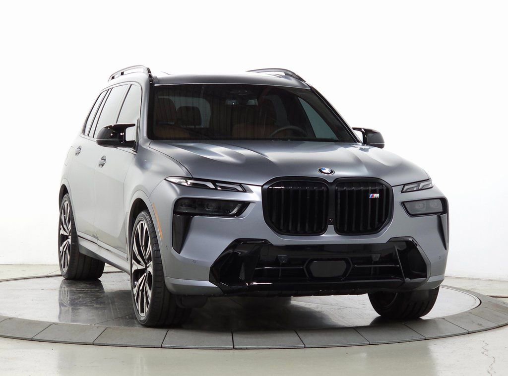 Used 2026 BMW X7 M60i image 1