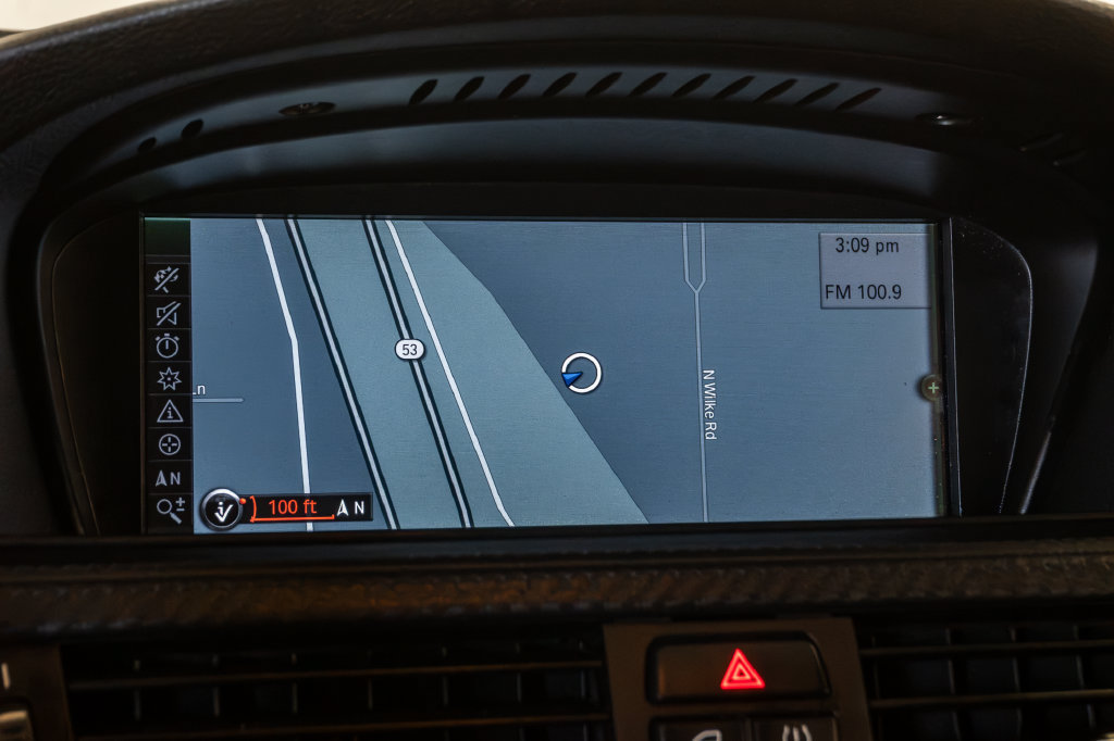Used 2011 BMW M3 Convertible RWD image 18