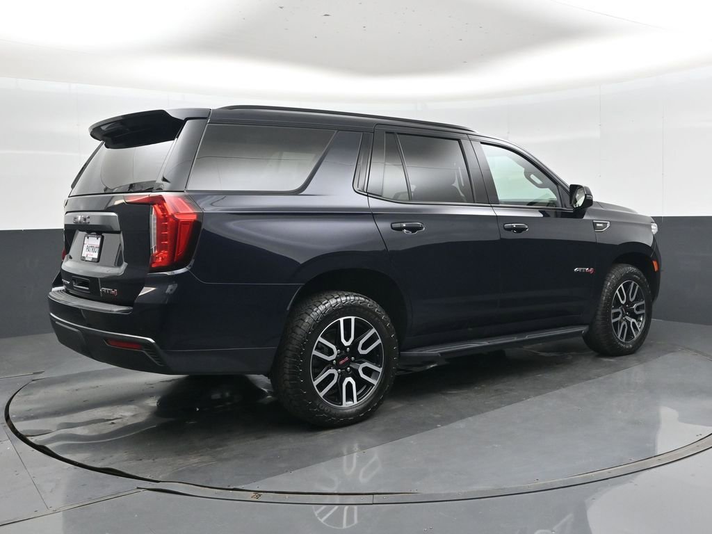 Used 2021 GMC Yukon AT4 w/ Rear Media and Nav Package AWD/4WD image 3