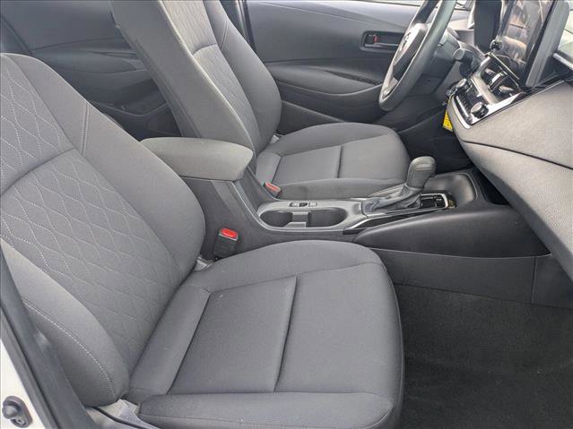 Used 2025 Toyota Corolla LE image 18