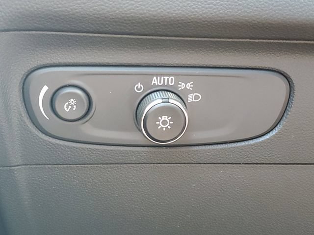 Certified 2023 Buick Envision Preferred AWD/4WD image 22