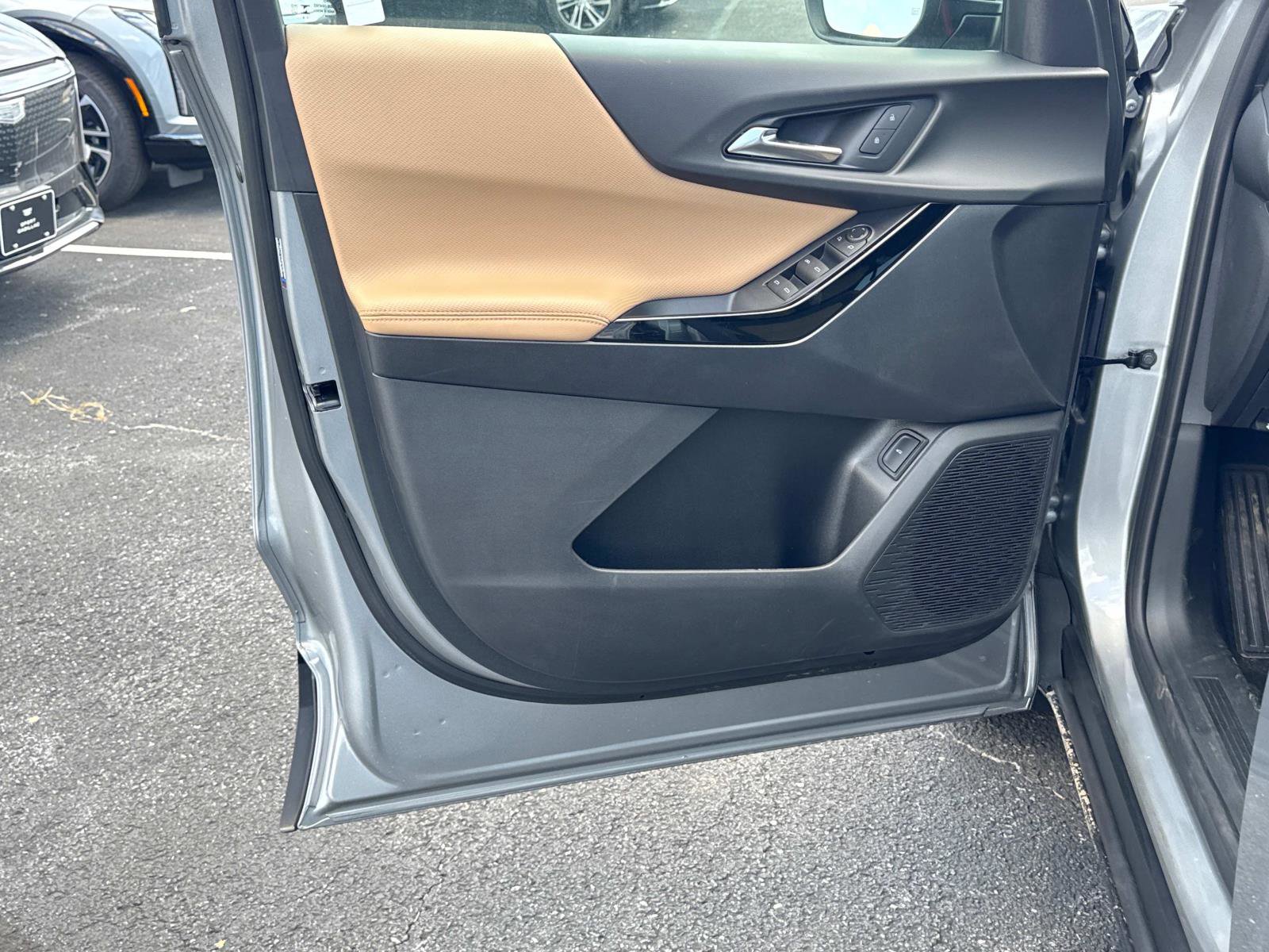 New 2026 Chevrolet Equinox ACTIV w/ LPO, Floor Liner Package image 14
