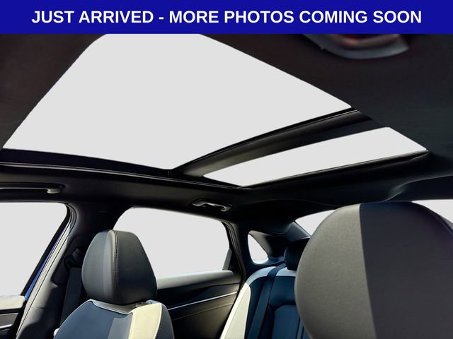 Used 2025 Kia K5 GT-Line w/ GT-Line Premium Package AWD/4WD image 11