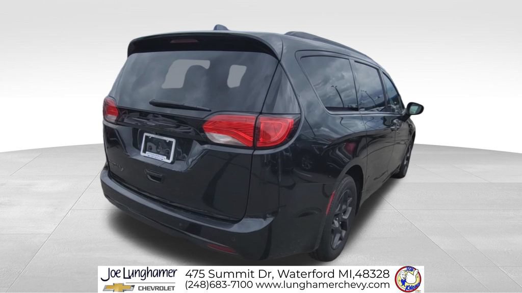Used 2019 Chrysler Pacifica Touring-L w/ Advanced Safetytec Group FWD image 9