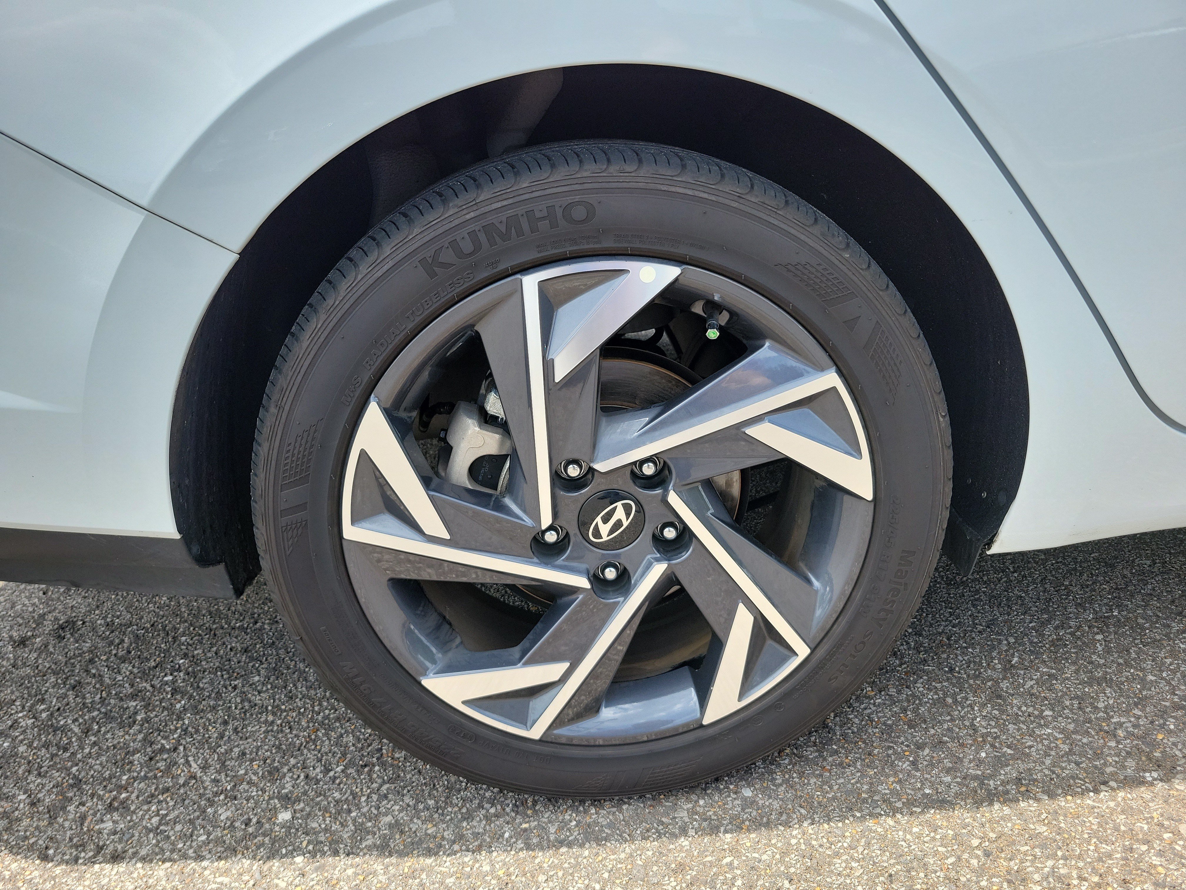 Used 2025 Hyundai Elantra Sport FWD image 24