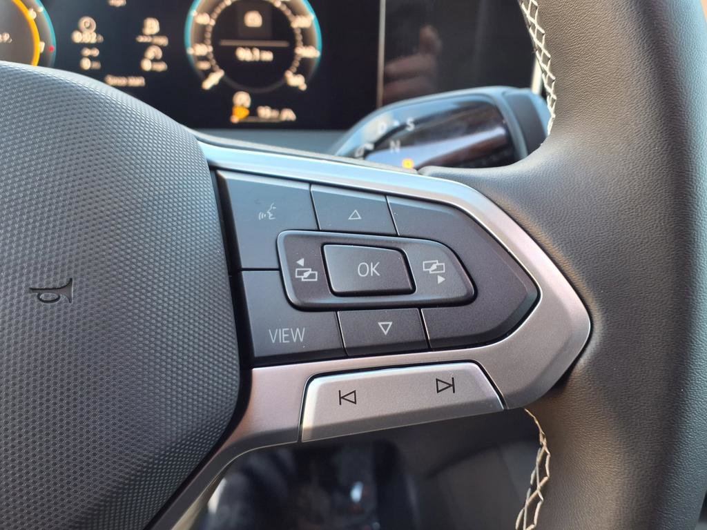 New 2026 Volkswagen Tiguan SE image 59