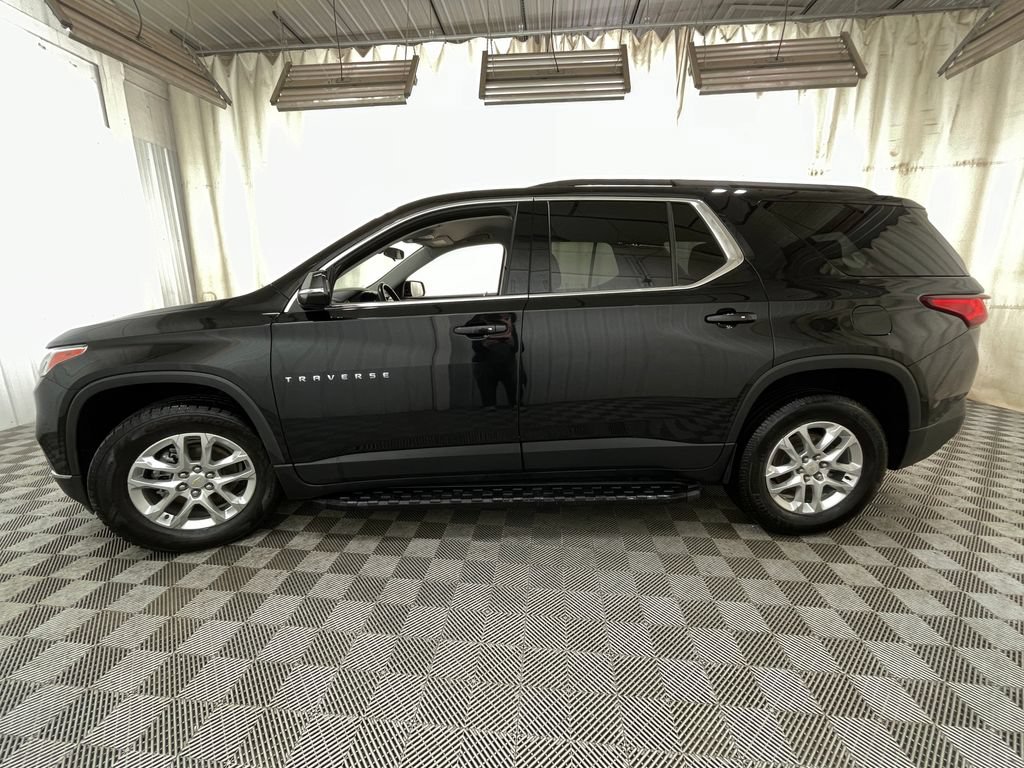 Certified 2021 Chevrolet Traverse LT FWD image 17