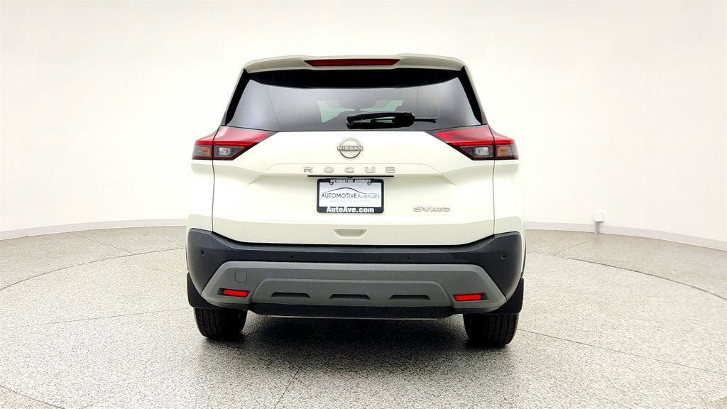 Used 2023 Nissan Rogue SV AWD/4WD image 6