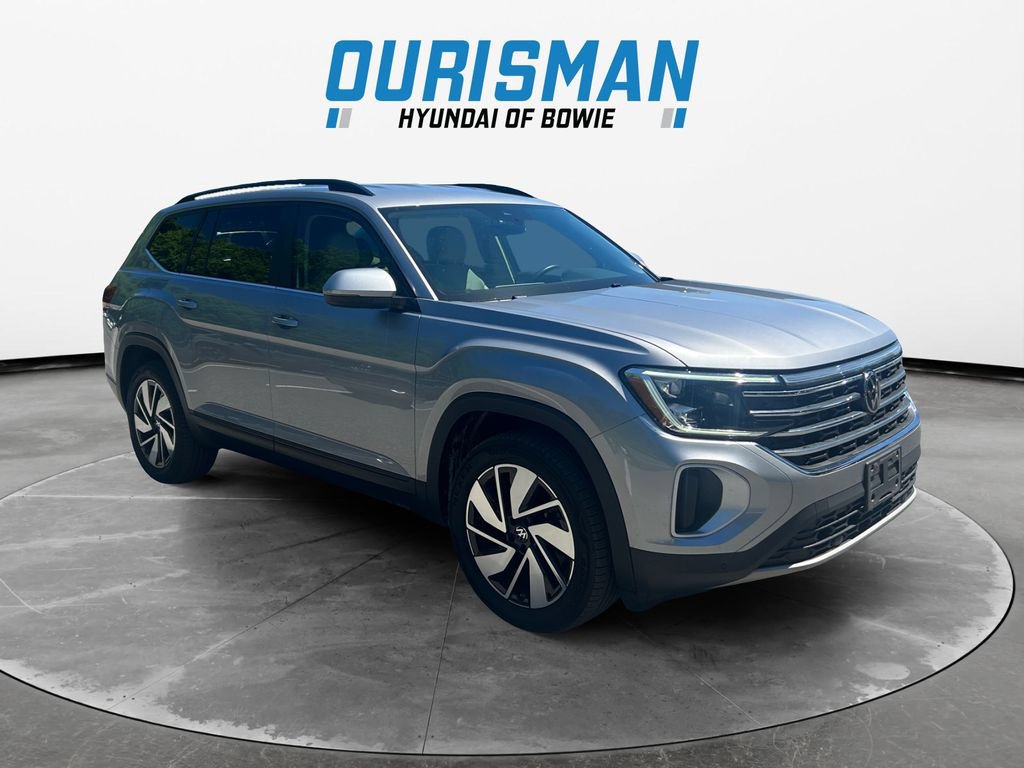 Used 2024 Volkswagen Atlas SE AWD/4WD image 1
