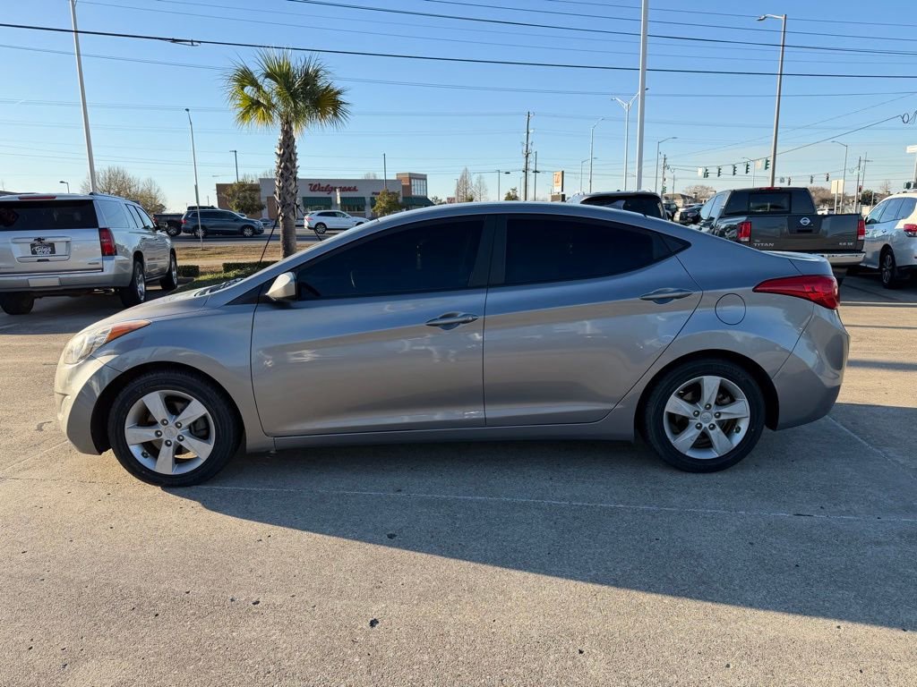 Used 2012 Hyundai Elantra GLS w/ Preferred Pkg 3 image 2