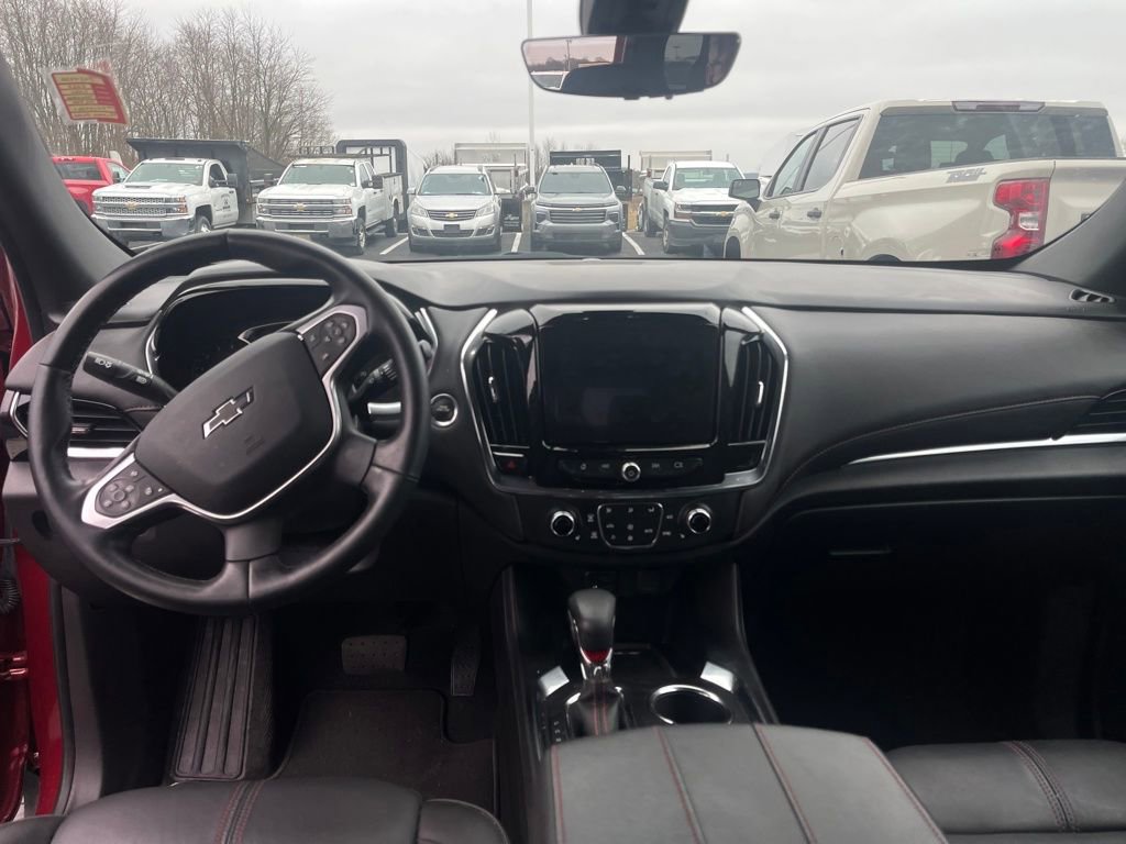 Used 2023 Chevrolet Traverse RS image 13