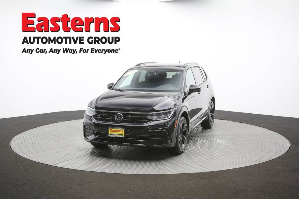 Used 2024 Volkswagen Tiguan SE R-Line AWD/4WD image 41