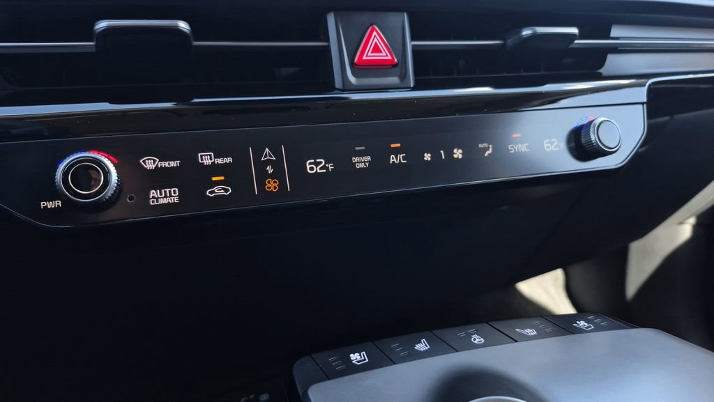 New 2025 Kia EV6 Wind image 22