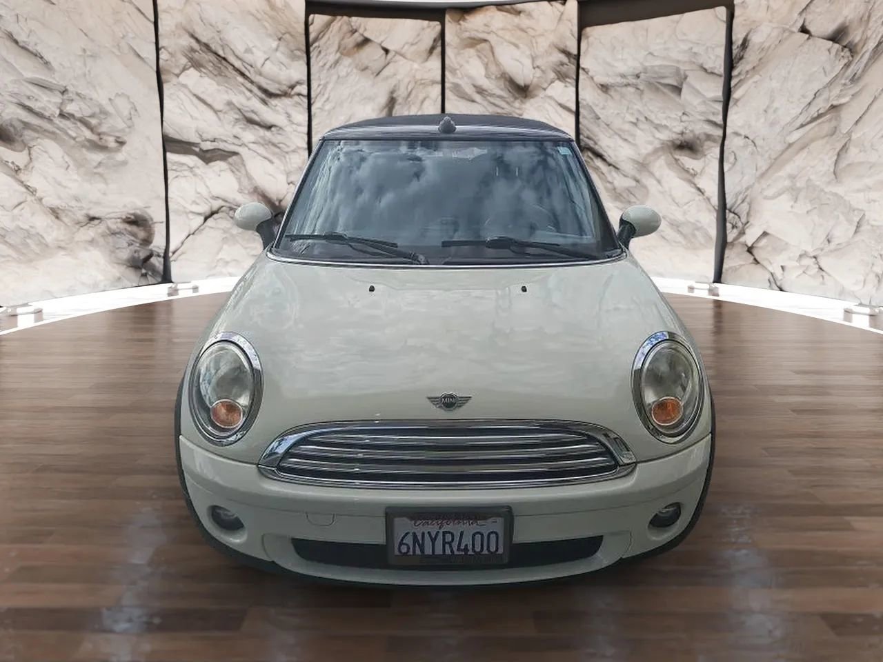 Used 2010 MINI Cooper Convertible image 2