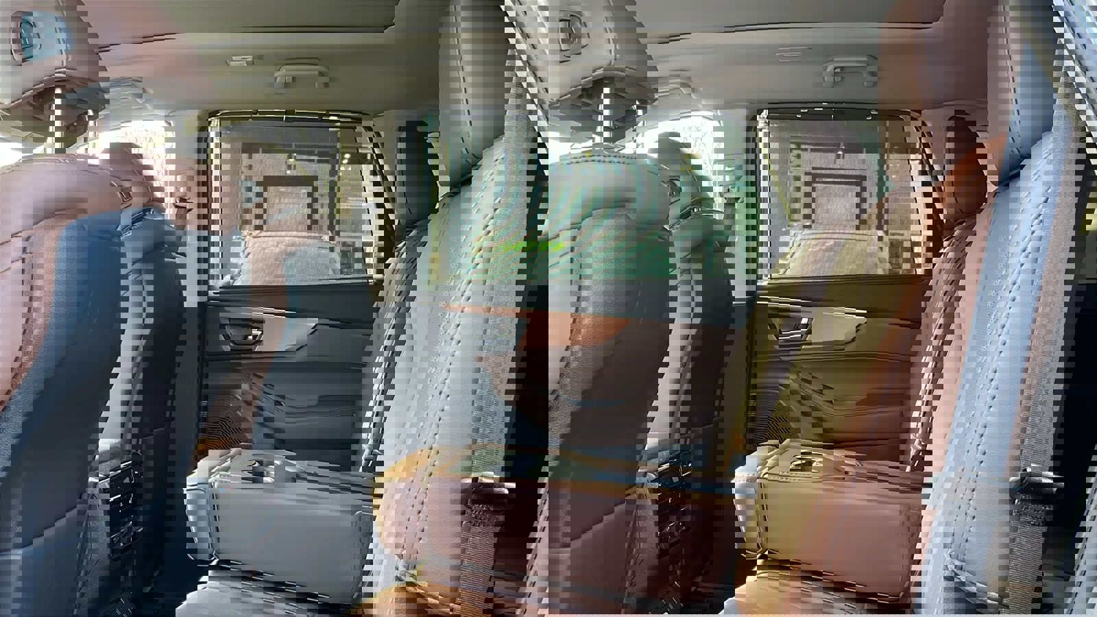 Used 2023 Acura MDX SH-AWD w/ Technology Package image 20