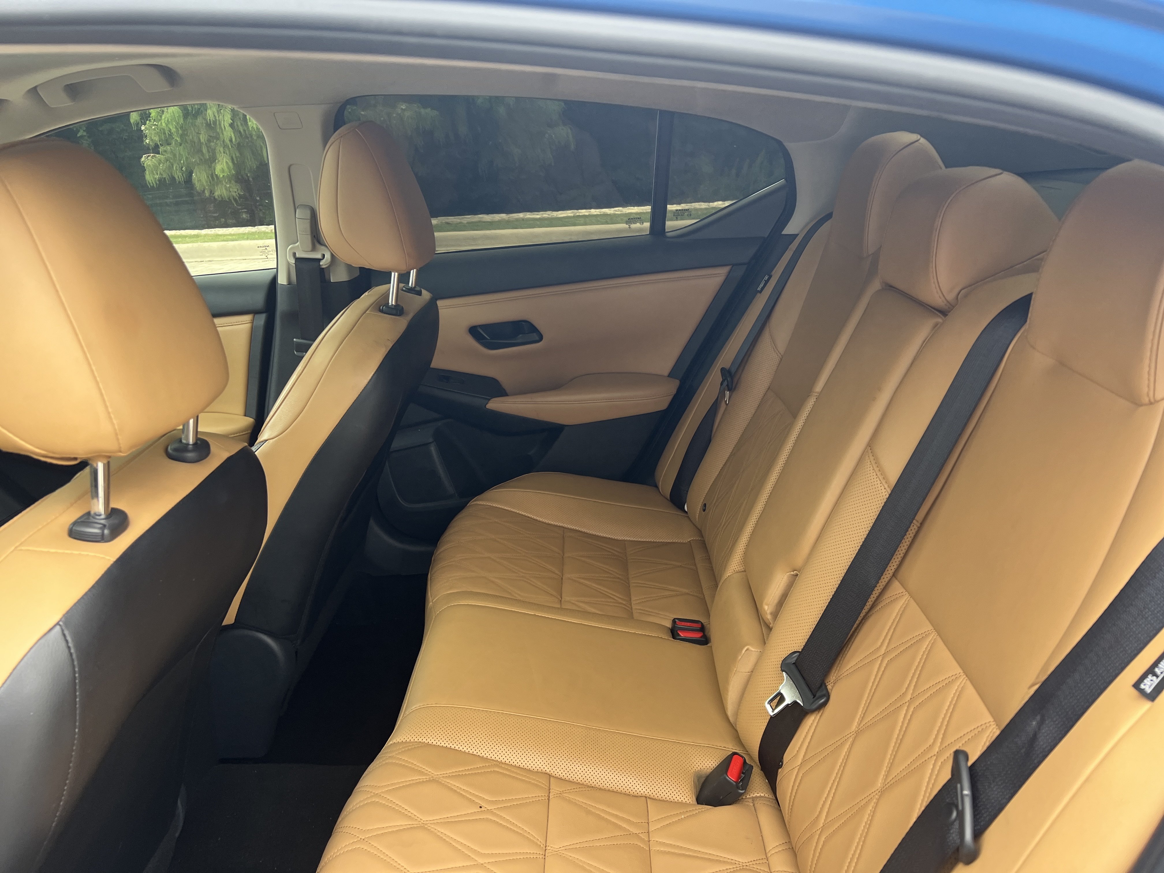 Used 2024 Nissan Sentra SV w/ SV Premium Package FWD image 29