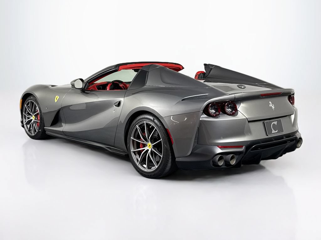 Used 2021 Ferrari 812 GTS RWD image 2