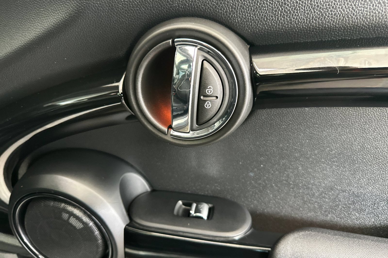 Used 2017 MINI Cooper S FWD image 17