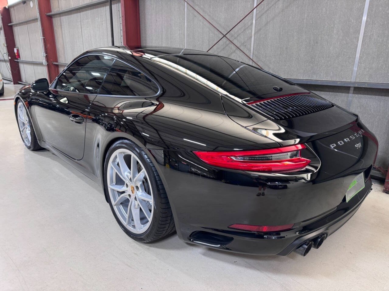 Used 2019 Porsche 911 Carrera image 8