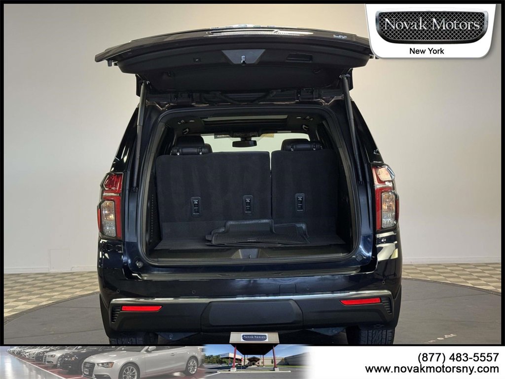Used 2022 Chevrolet Tahoe LT w/ LT Signature Plus Package image 10