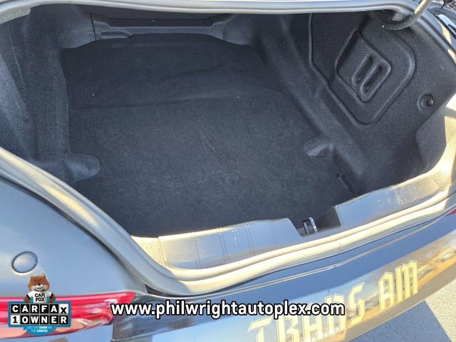 Used 2021 Chevrolet Camaro LT image 16