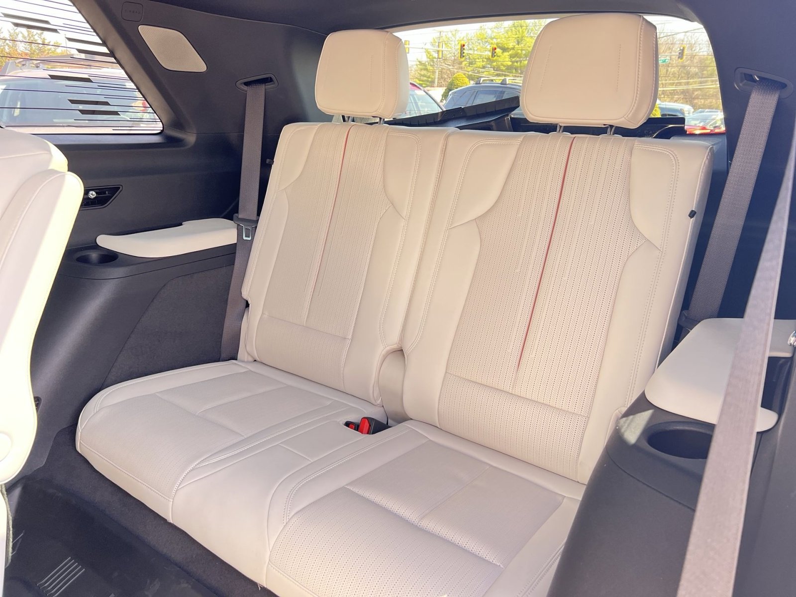 Used 2026 Cadillac Vistiq Sport image 26