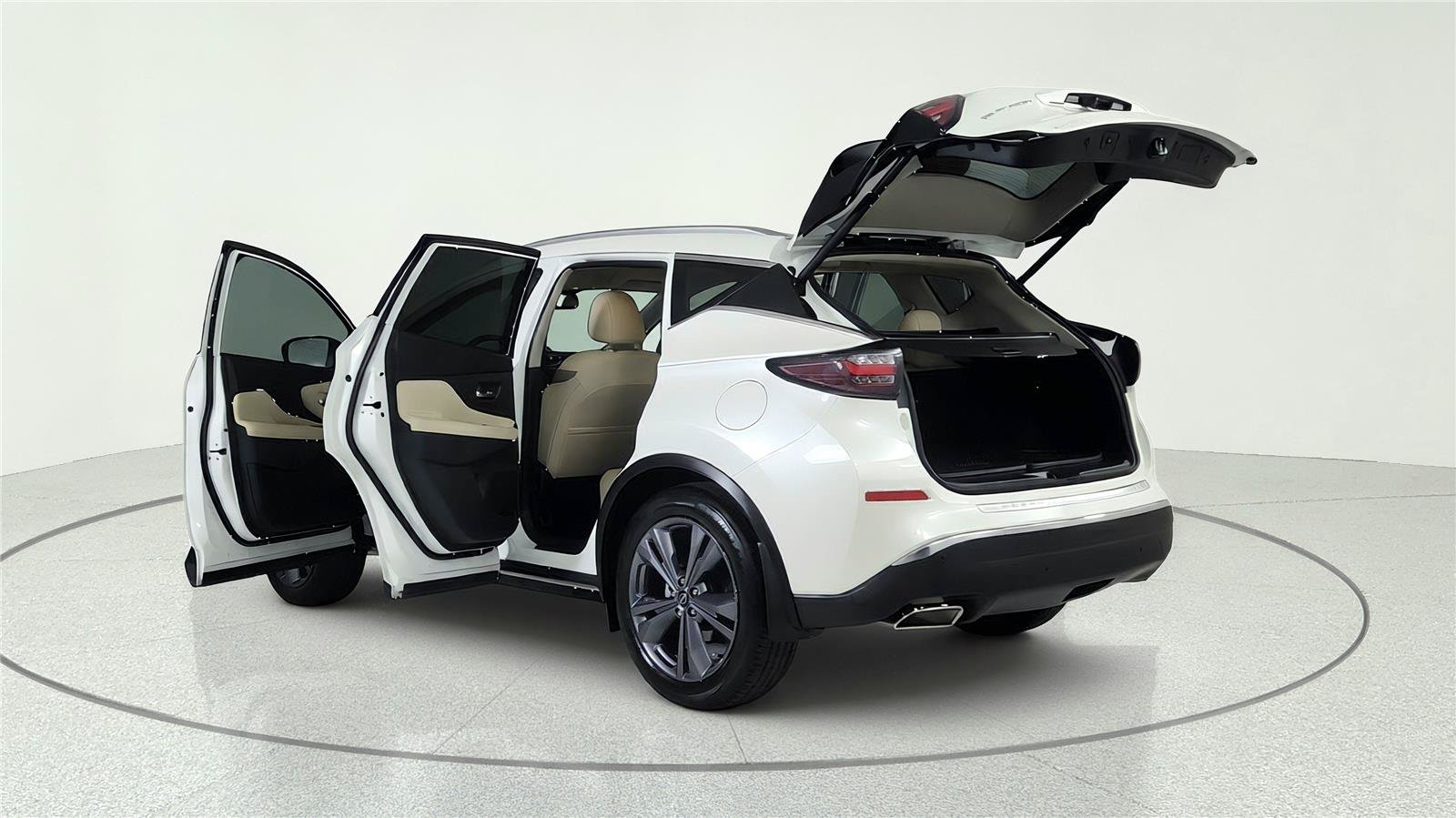 Used 2023 Nissan Murano Platinum w/ Cargo Package FWD image 12