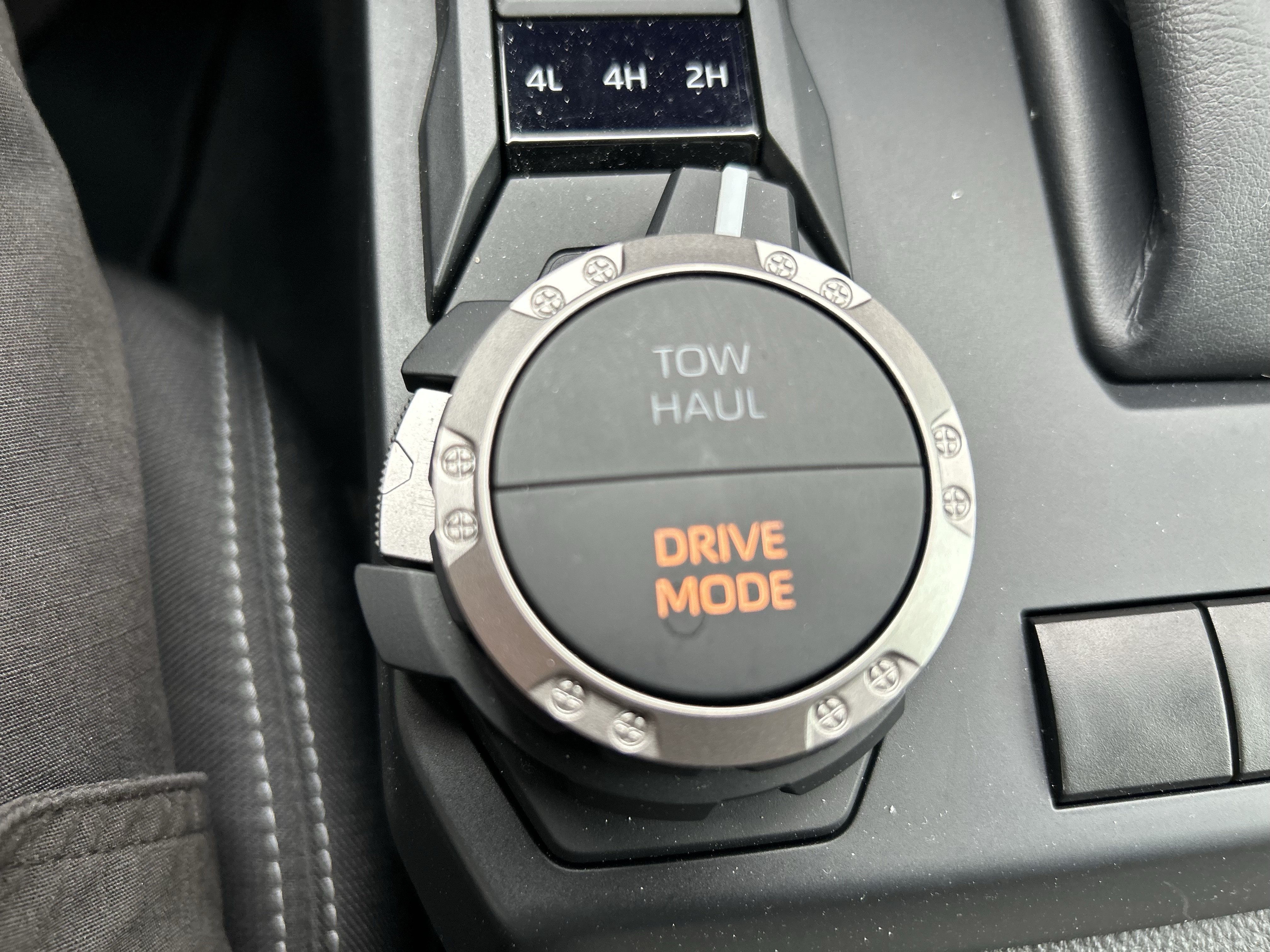 Certified 2025 Toyota Tacoma TRD Sport AWD/4WD image 32