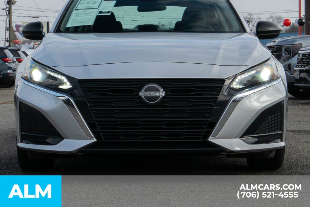 Used 2024 Nissan Altima 2.5 SV image 6
