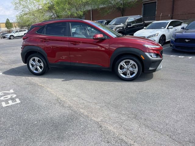 Used 2023 Hyundai Kona SEL image 2