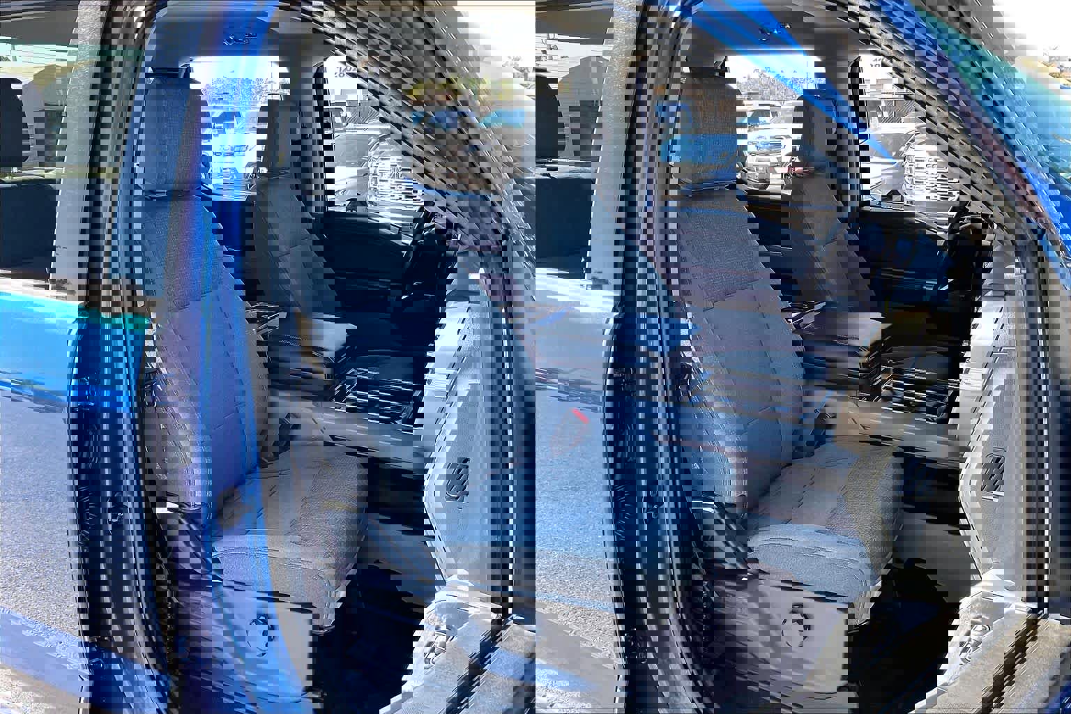 Used 2024 Ford F150 XLT w/ Mobile Office Package image 9