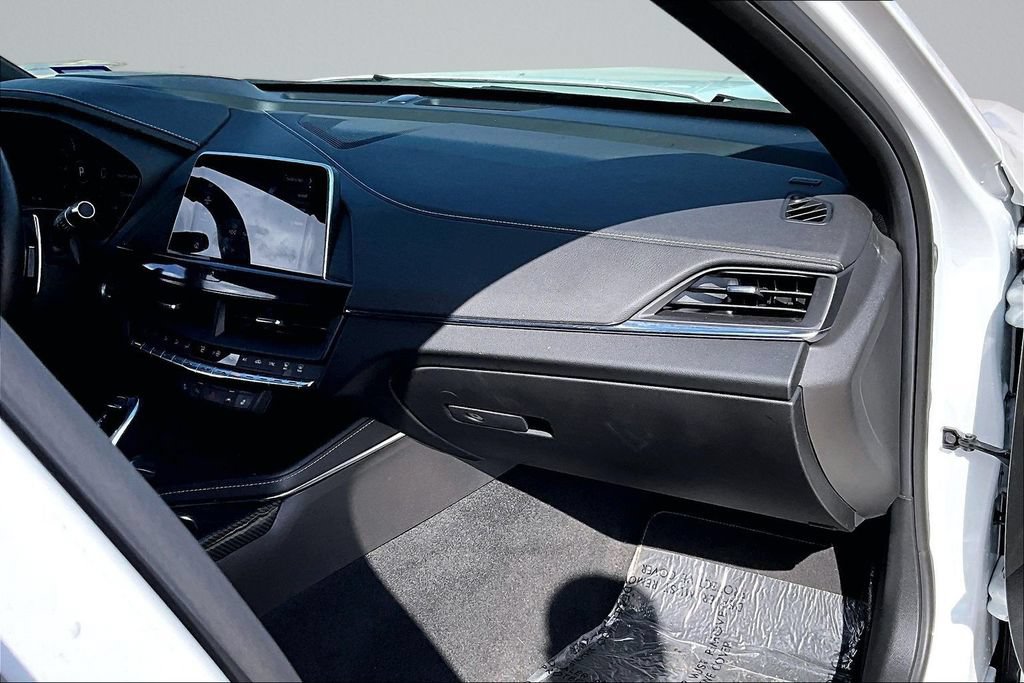 Used 2022 Cadillac CT4 V Blackwing w/ Driver Assist Package RWD image 15