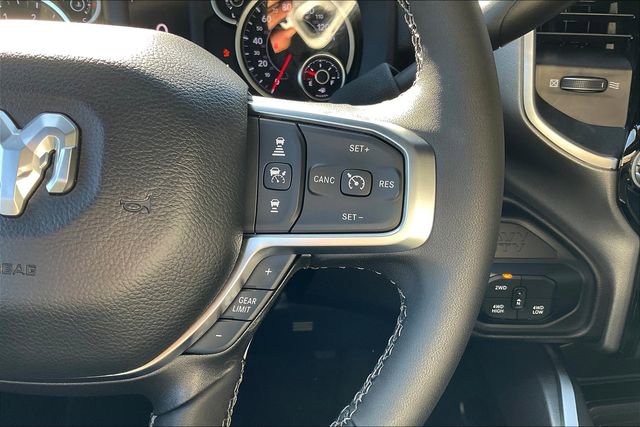 New 2025 RAM 2500 Big Horn AWD/4WD image 18