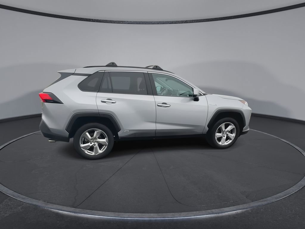 Used 2020 Toyota RAV4 Limited image 9