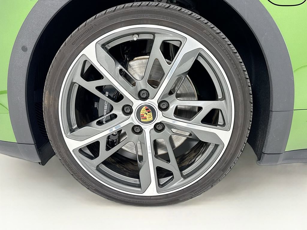 Certified 2023 Porsche Taycan 4S image 33