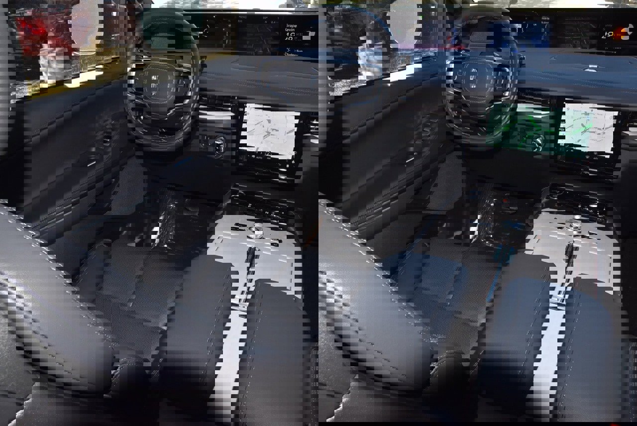 New 2025 Lincoln Navigator Reserve w/ Jet Appearance Package image 23