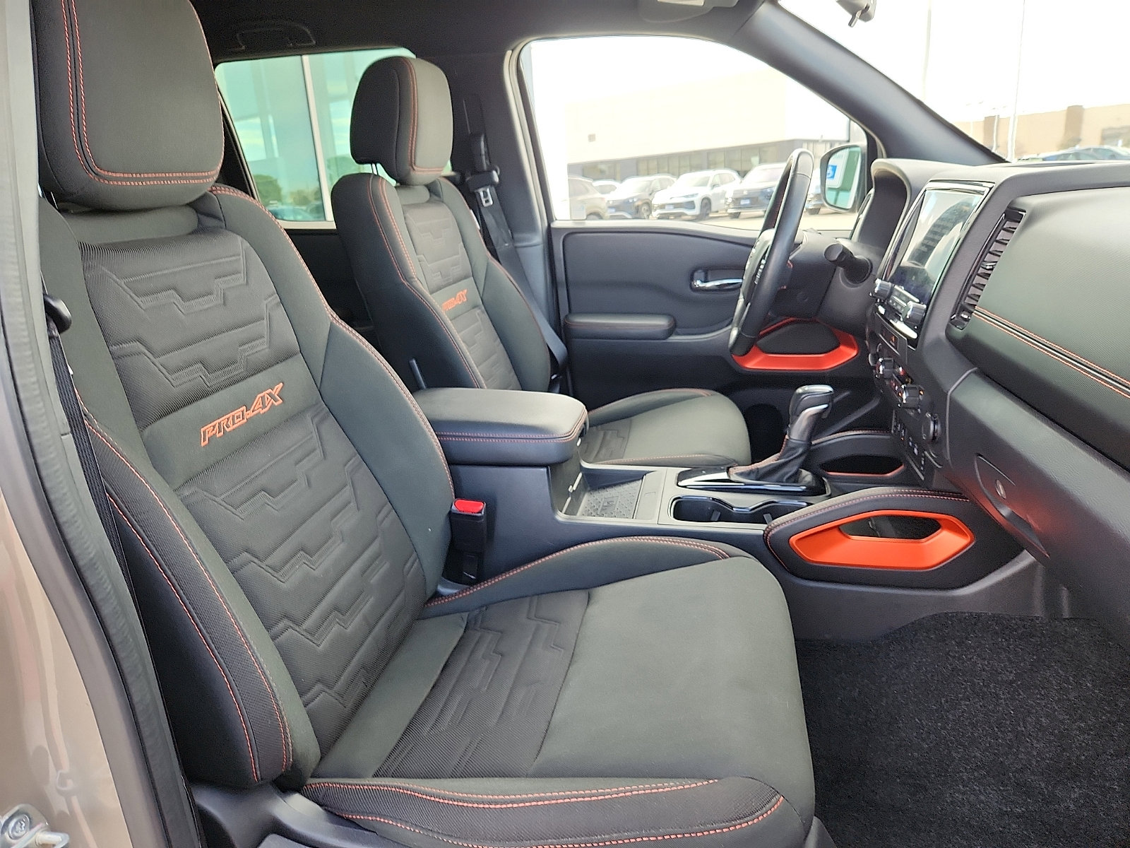 Used 2023 Nissan Frontier PRO-4X w/ Pro Convenience Package image 15