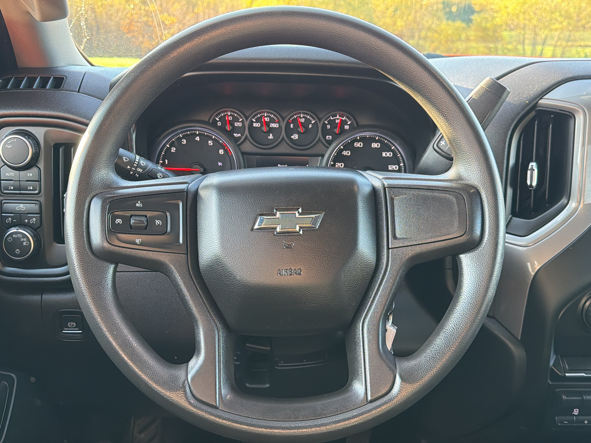 Used 2021 Chevrolet Silverado 1500 Custom Trail Boss w/ LPO, Dark Essentials Package AWD/4WD image 27