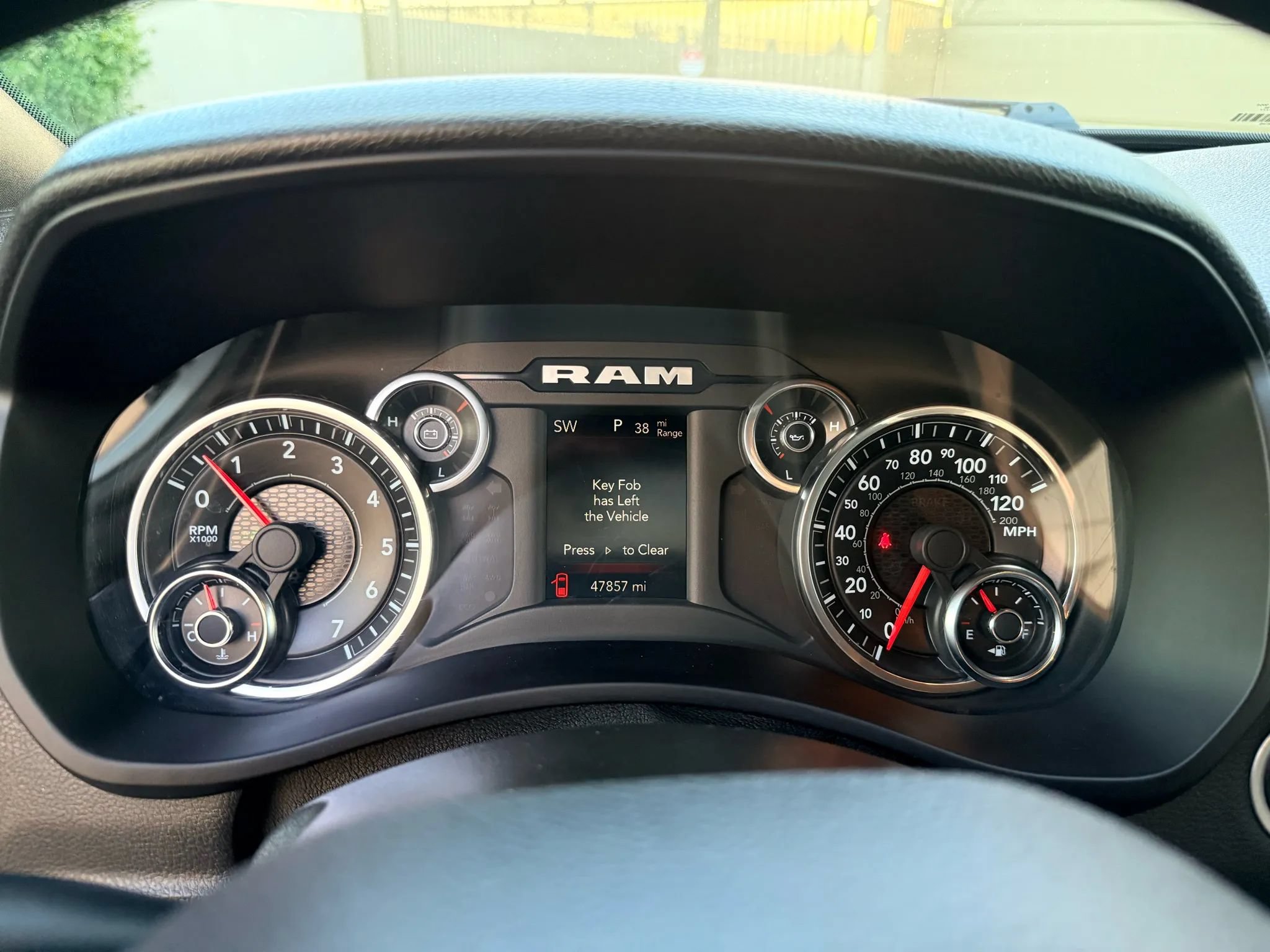 Used 2022 RAM 2500 Big Horn AWD/4WD image 28