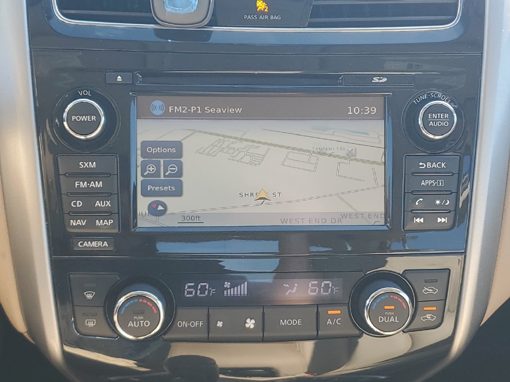 Used 2015 Nissan Altima 2.5 SL w/ Technology Package FWD image 19