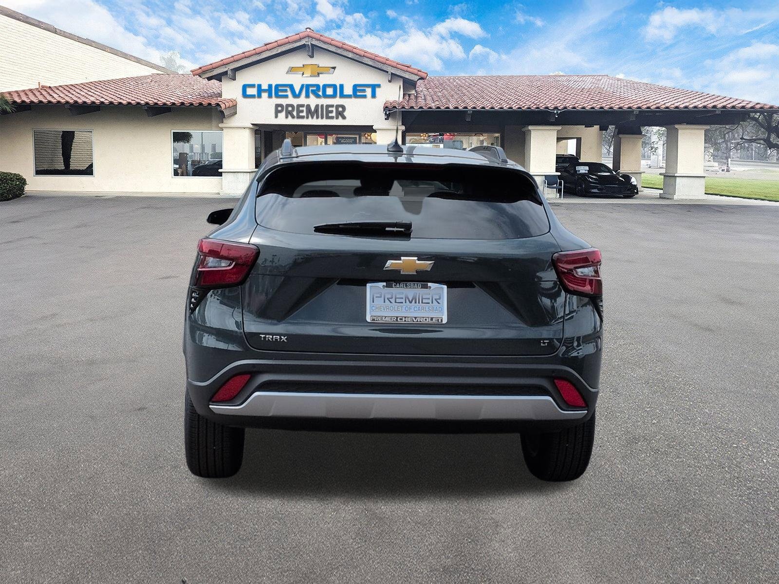 New 2026 Chevrolet Trax LT w/ Driver Confidence Package FWD image 7